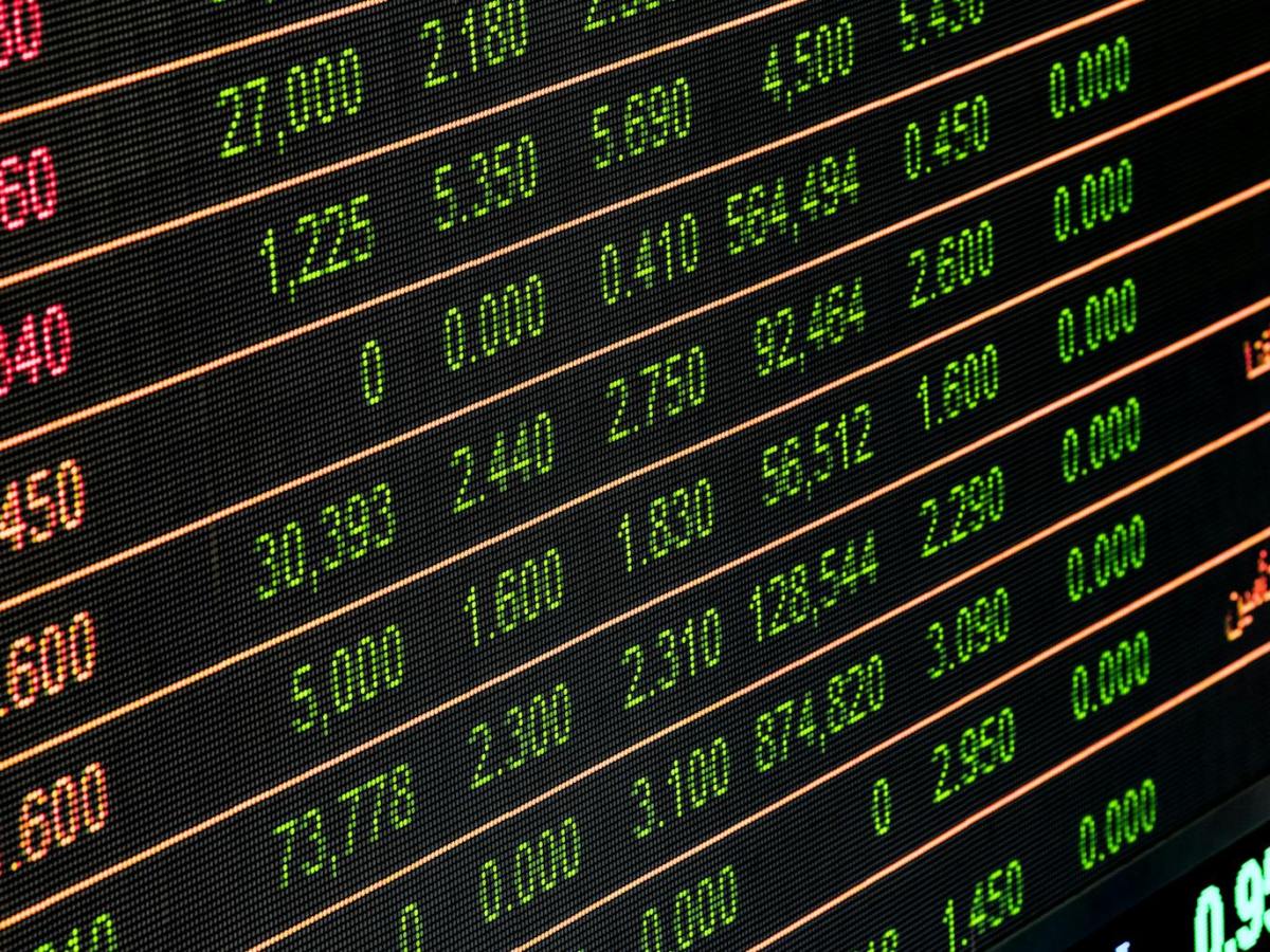 numbers on monitor