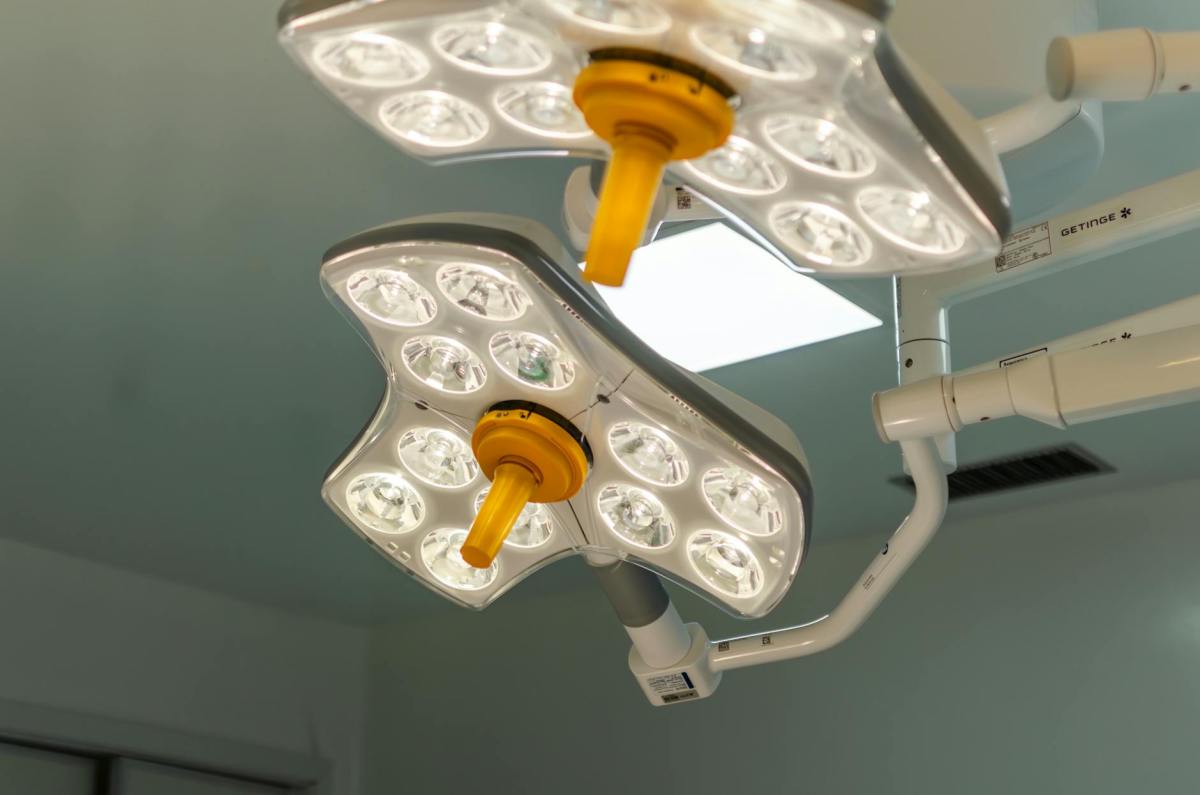lamps in operating room