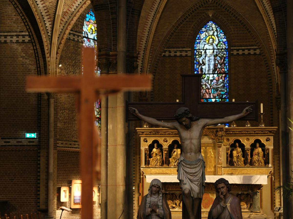 jesus christ crucifixion in church