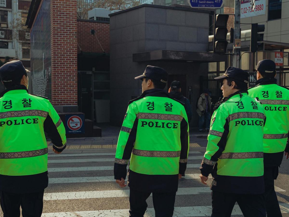 seoul street scene with south korean police officers